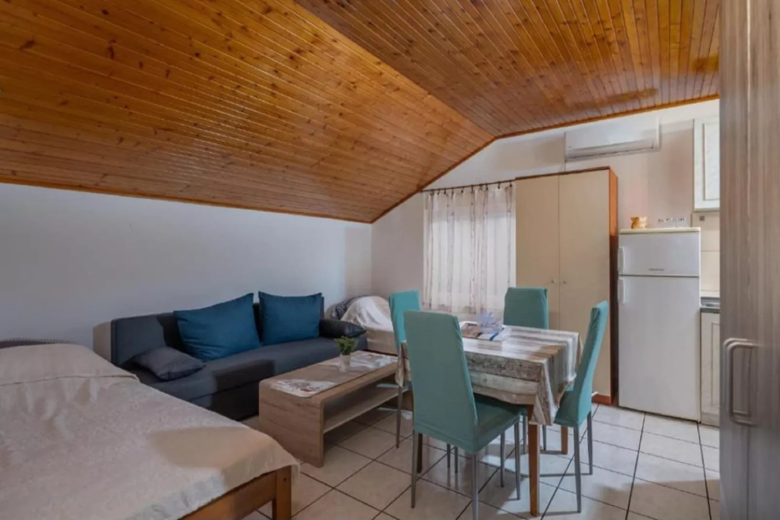 Studio apartment Iva - Studio Apartment-Binnen