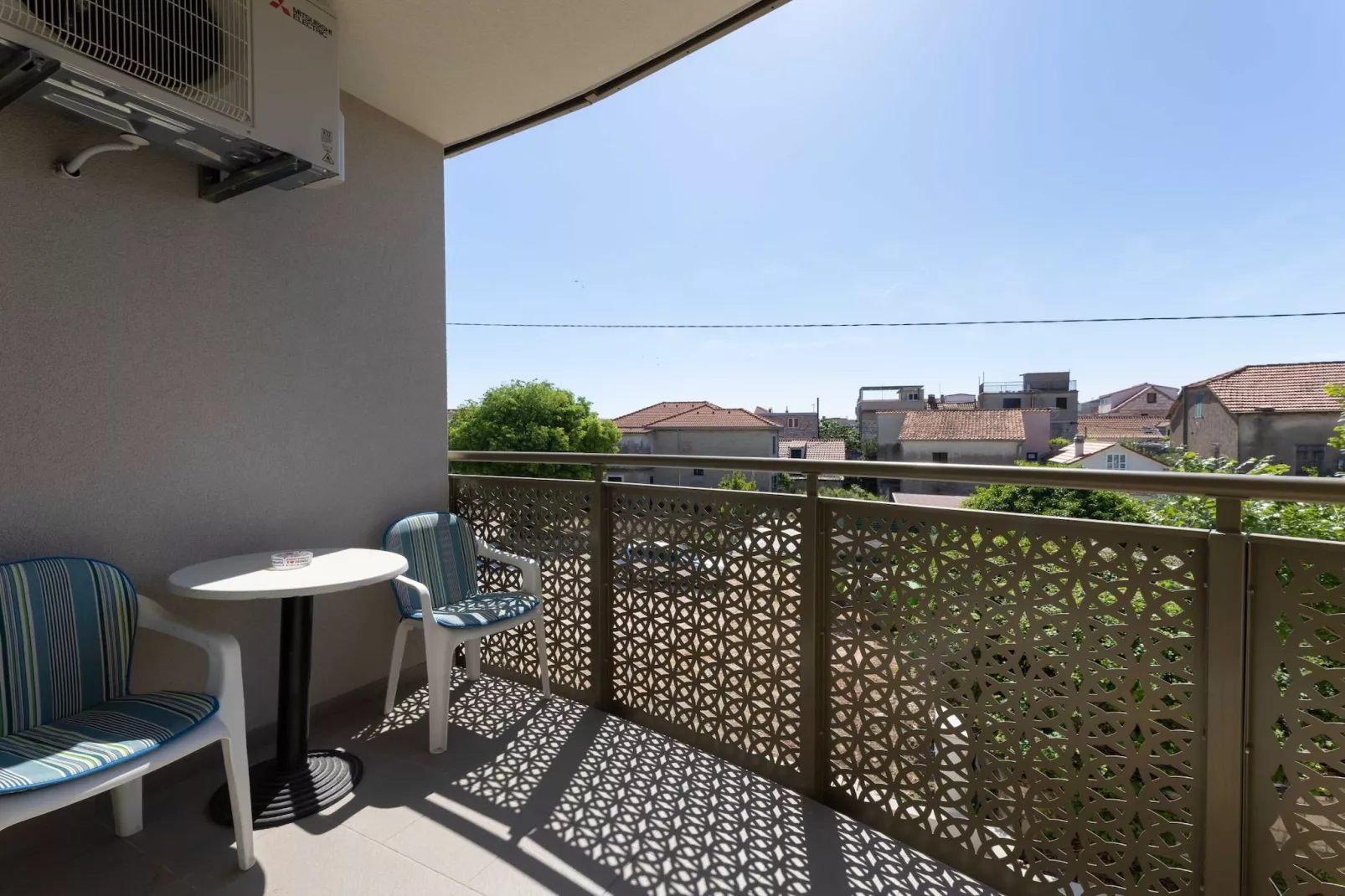 Kastel Stari Sunny Downtown Apartment with Terrace - One Bedroom Apartment with Terrace-Terras