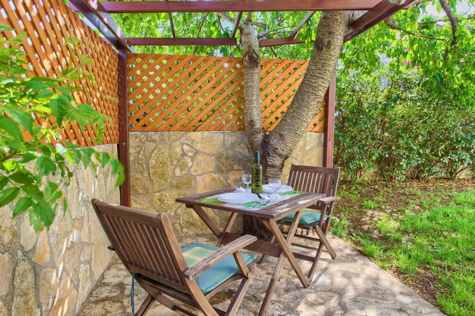 Elegant Krk Hideaway Apartment with Terrace - One Bedroom Apartment with Terrace-Buitenlucht