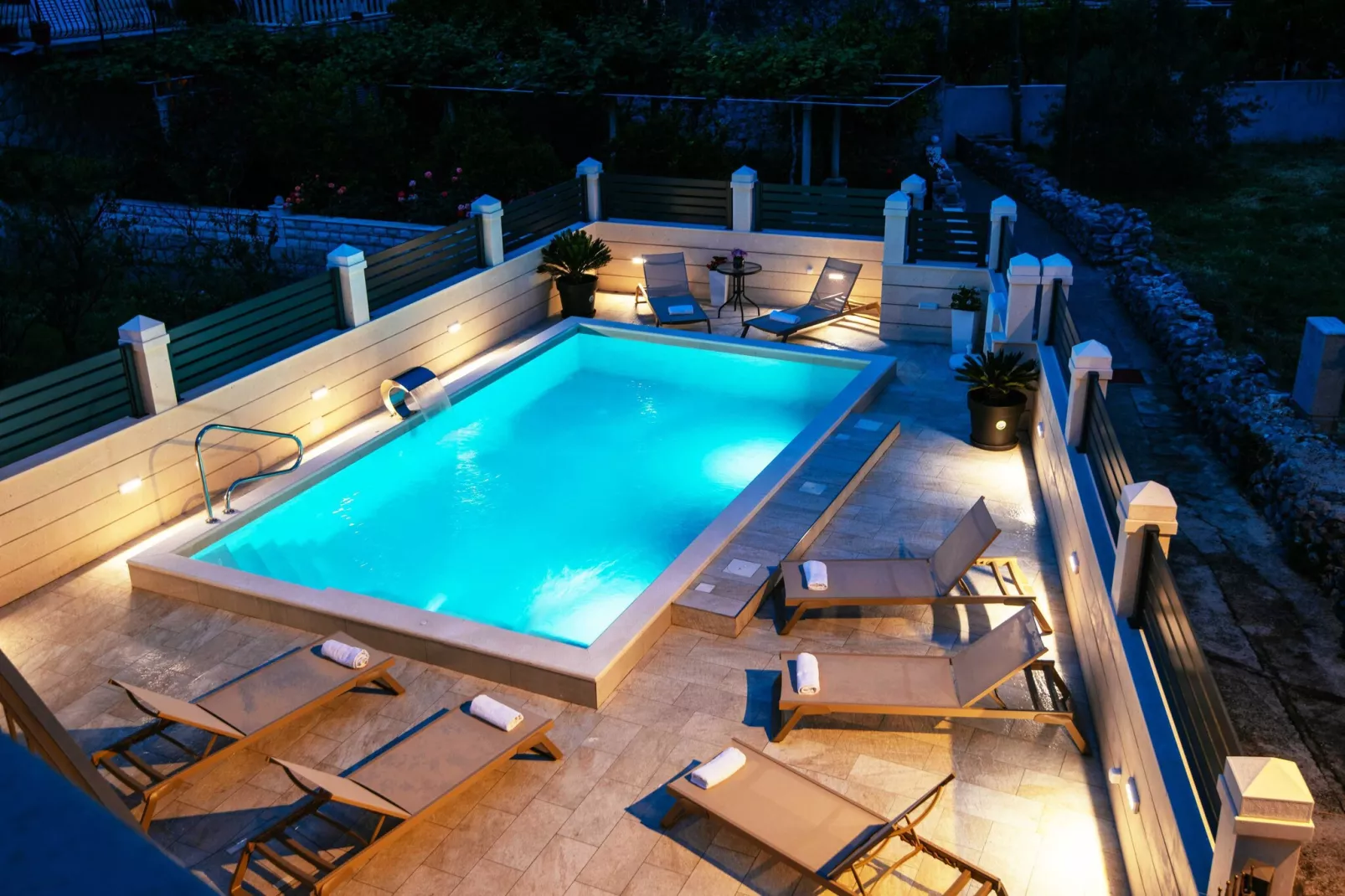 Apartments Azzurro- One Bedroom Apartment with Terrace  ( Azzurro III-gornji)-Zwembad
