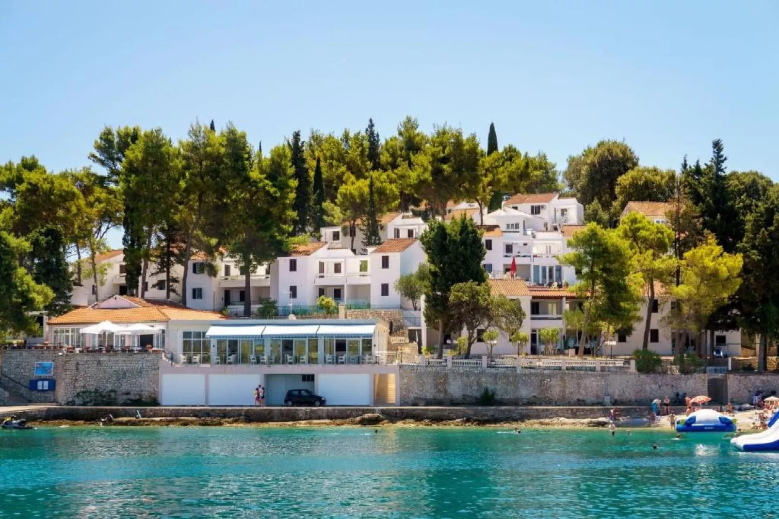 Lumbarda Resort Apartments - Superior Apartment with Mountain View E2-Buitenlucht