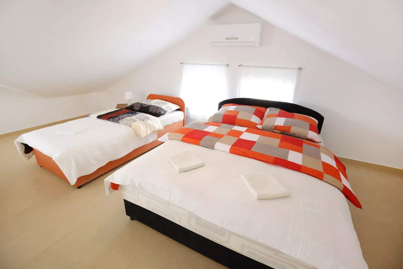 Apartments Kapetan -  Standard Studio Apartment with Terrace-Slaapkamer