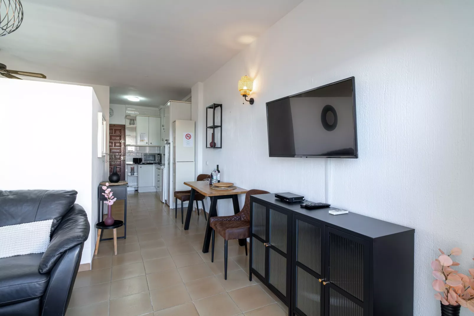 Carabeo 36 Studio by Casasol-Woonkamer