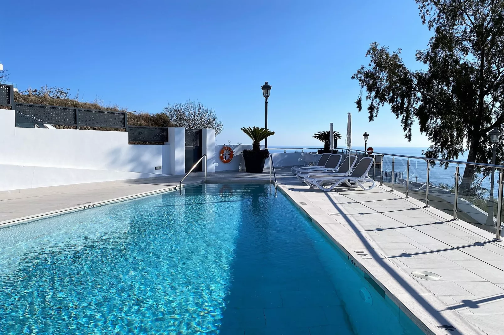 Balcon del Mar Seaview 216 by Casasol-Zwembad