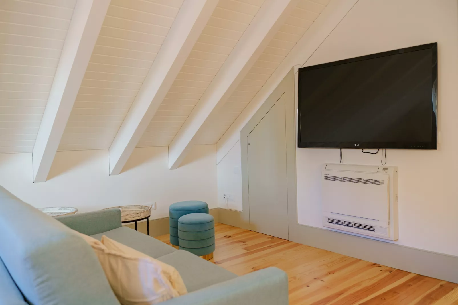 Feel Porto Matosinhos Ocean Flat IV-Woonkamer