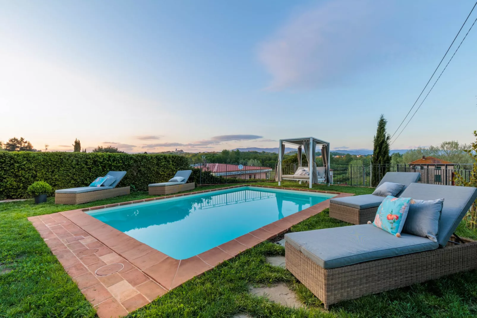 Villa Aperitivo In Pieve di Compito-Niet-getagd