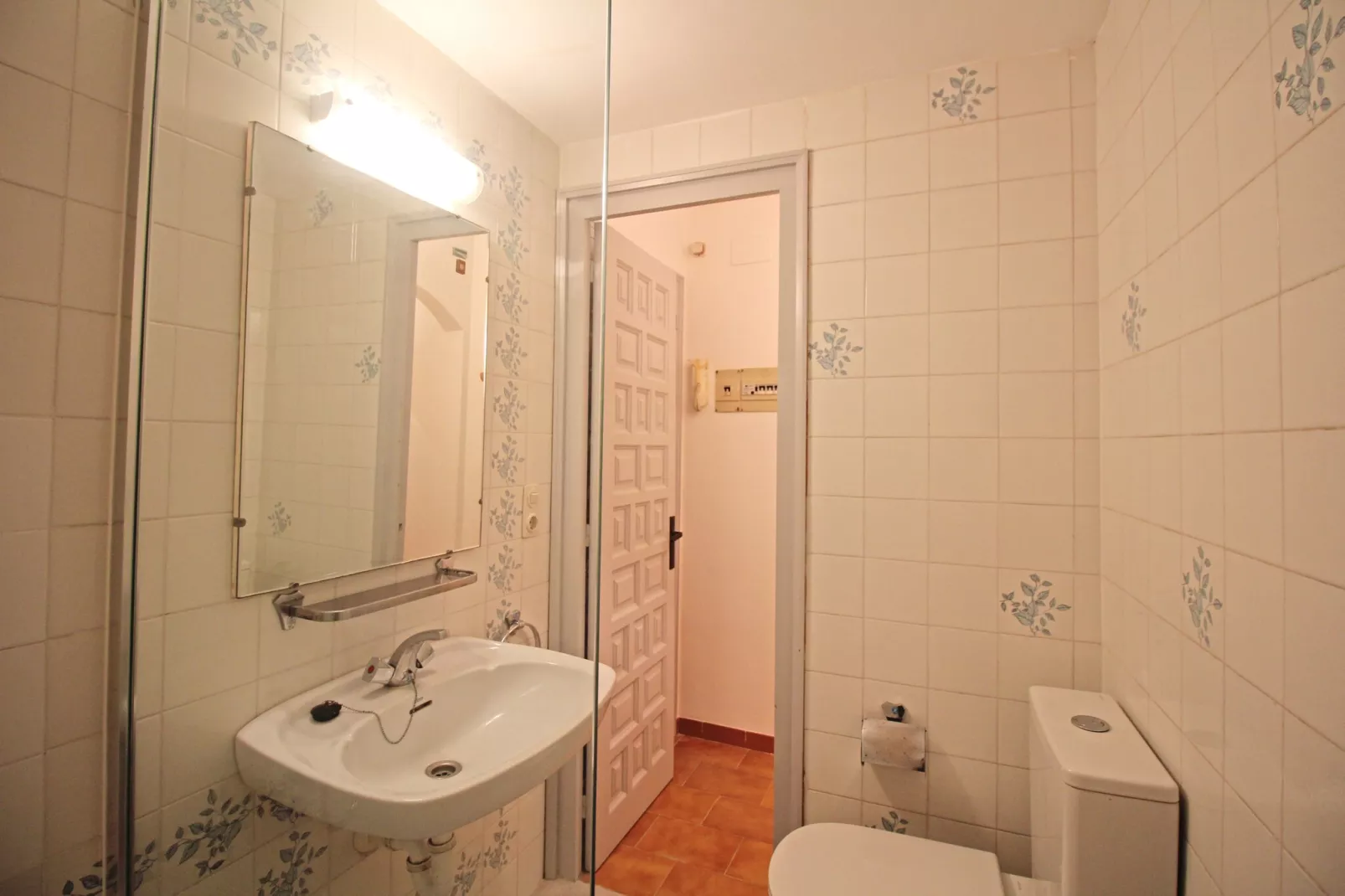 0167-POBLAT TIPIC 3 R 2ºB-Badkamer