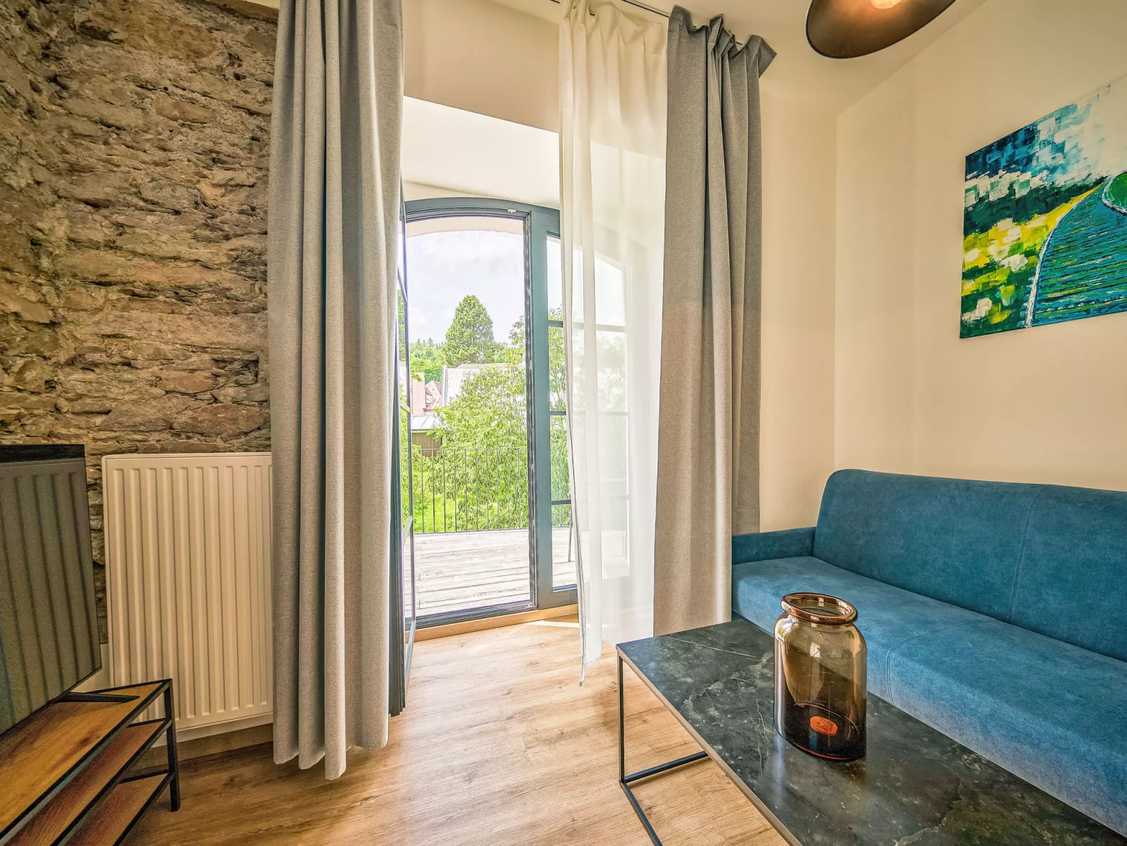 Luxury Mountain Home with large terrace-Binnen
