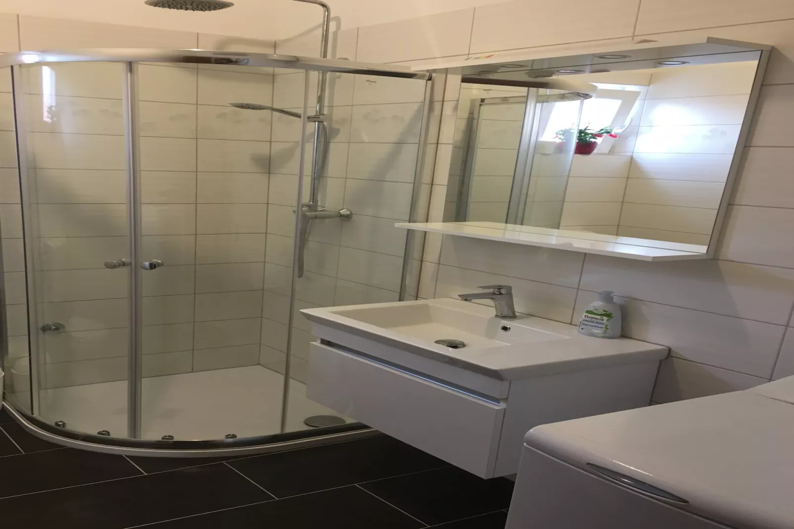 Apartment Angie - Three Bedroom Apartment with Terrace - A1 - (ST)-Badkamer
