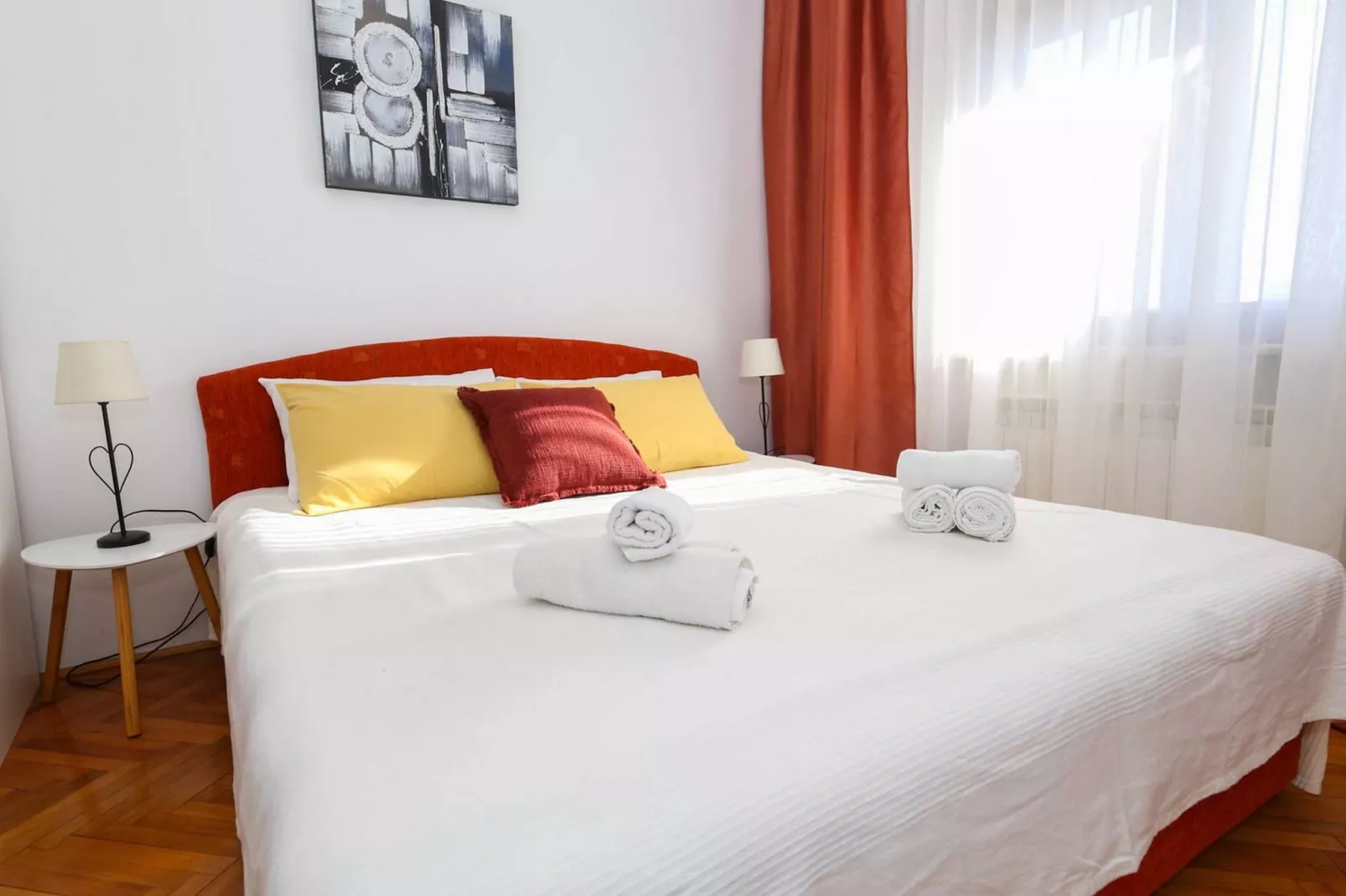 Apartment Kosor - Three Bedroom Apartment with Terrace and Sea view-Slaapkamer