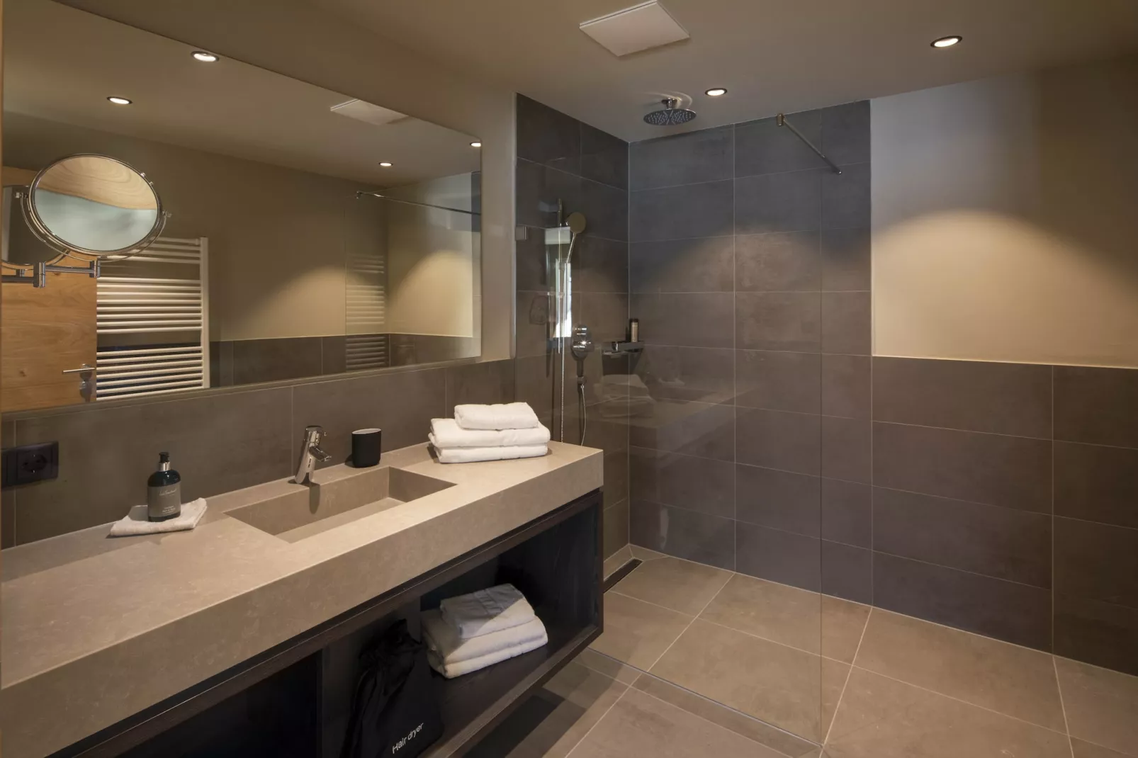 Berg & Golf Apartments Westendorf 2-Badkamer