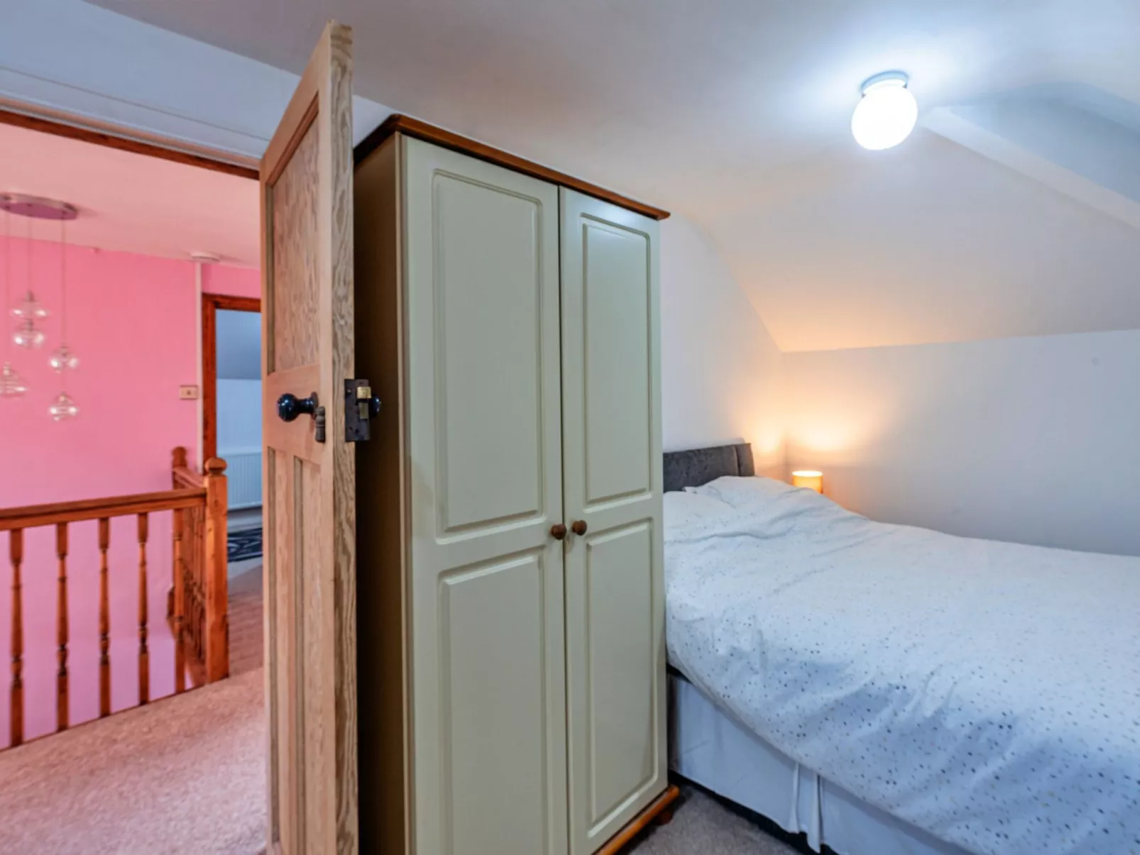 Ty Gwyn Hideaway-Binnen