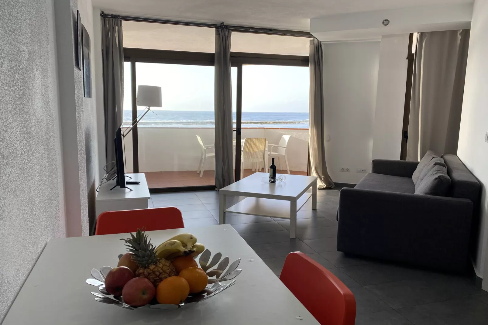 Vista Dorada al mar balcón-Wifi By Canariasgetaway-Woonkamer