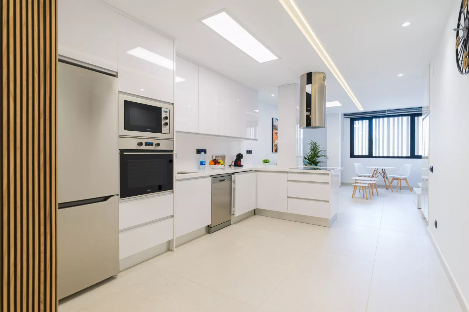 Camden Home By CanariasGetaway-Keuken