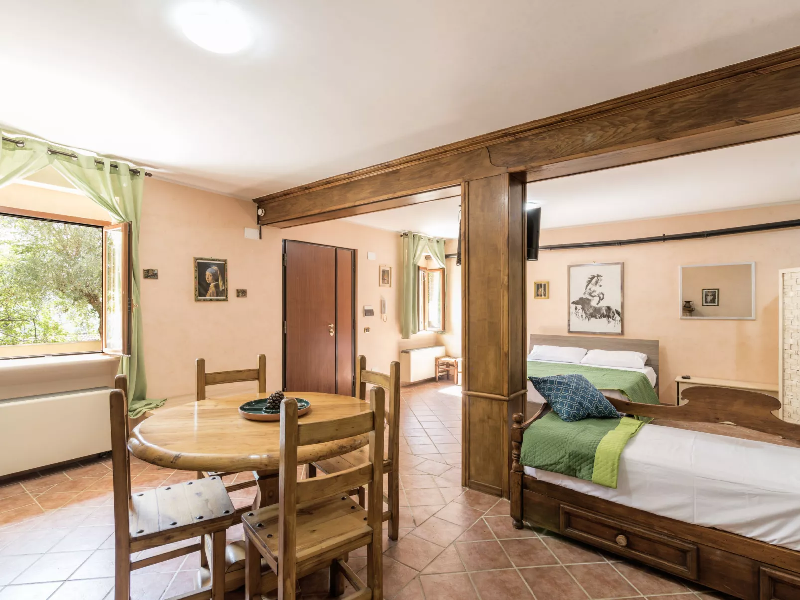 Dimora Lucretili-Binnen