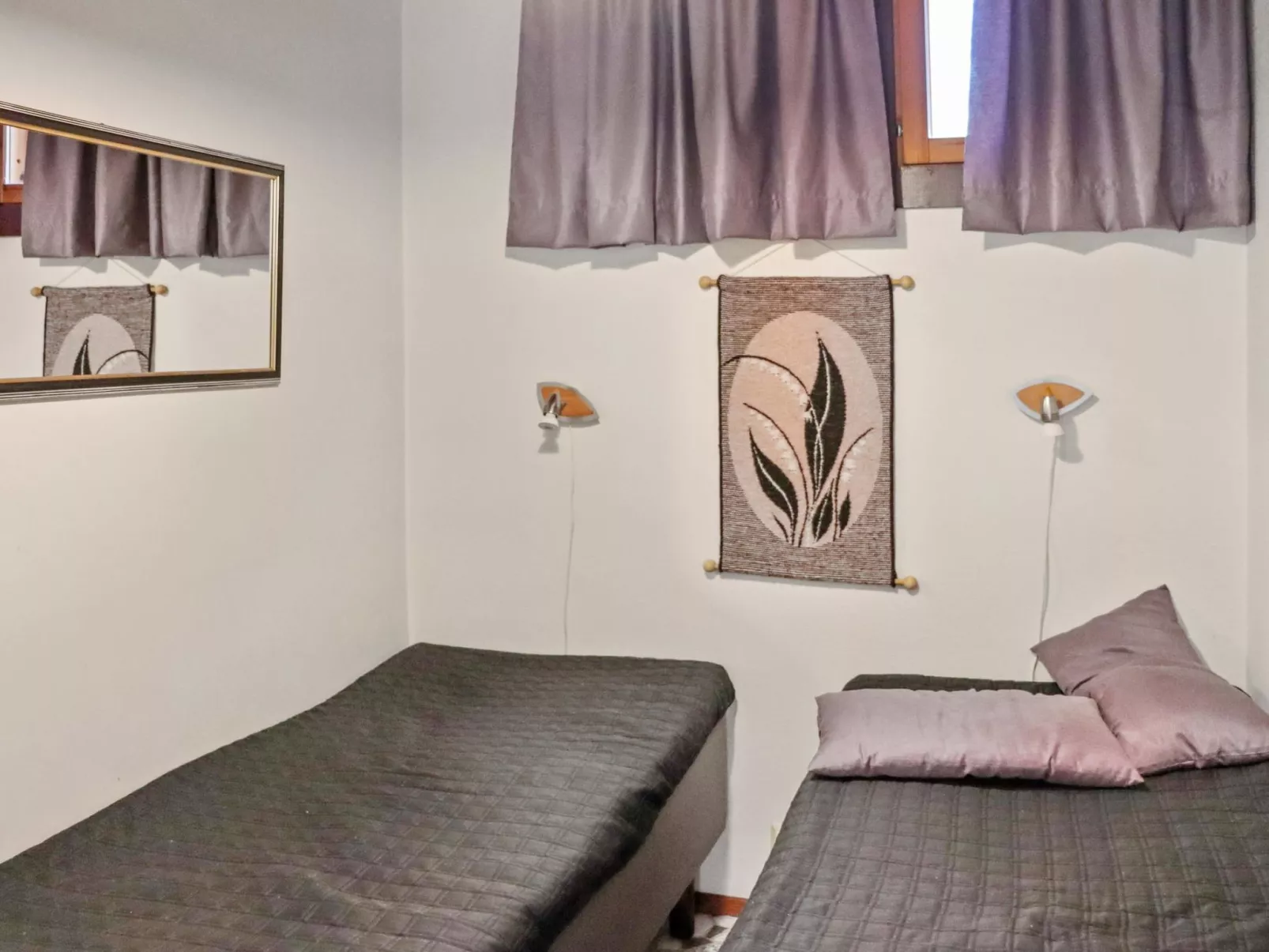 Mukalilla, paritalo sis loppusiivouksen-Binnen