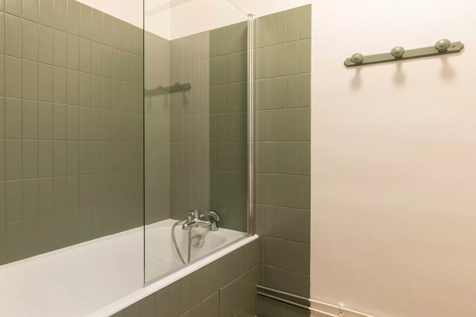 VG-22-AINAY-Badkamer