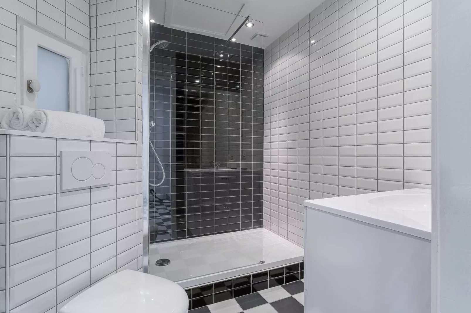 CB-4-VITTON-Badkamer
