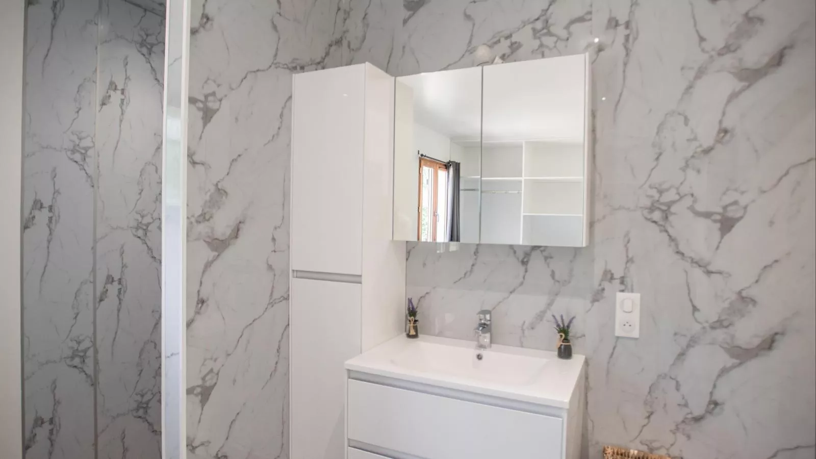 Lac Bleu 11-Badkamer