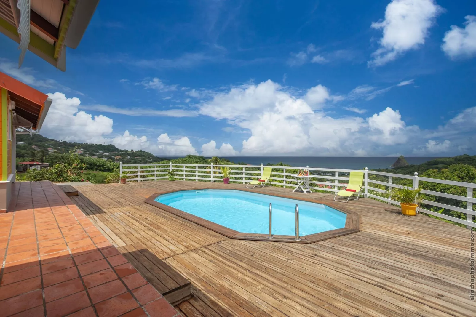 Bungalow avec piscine au cœur de la campagne Vert - Zwembad