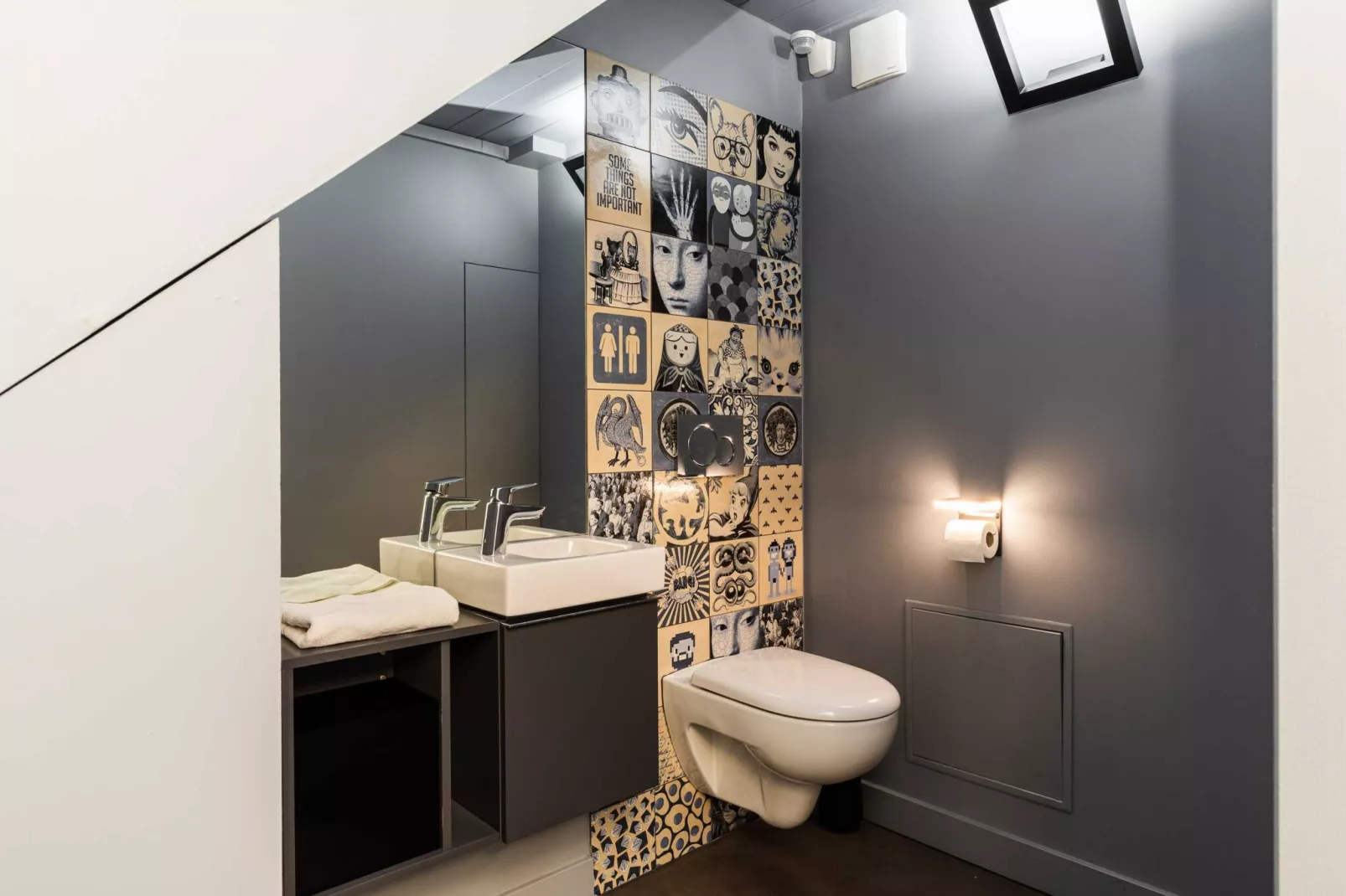 HS-15-MAZENOD-RDC-Badkamer