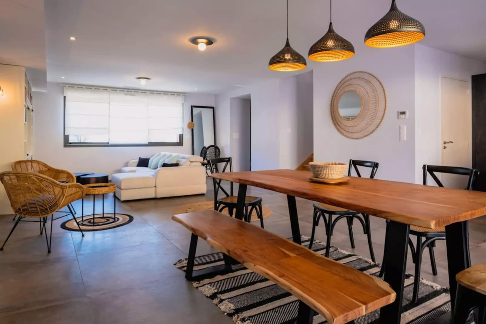 69 La Maison Bleue-Eetkamer