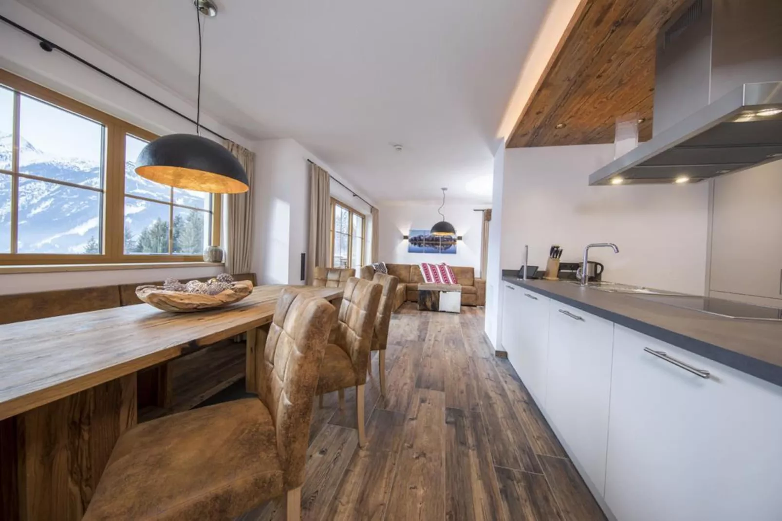 Nationalpark Chalet Rainerhorn-Eetkamer