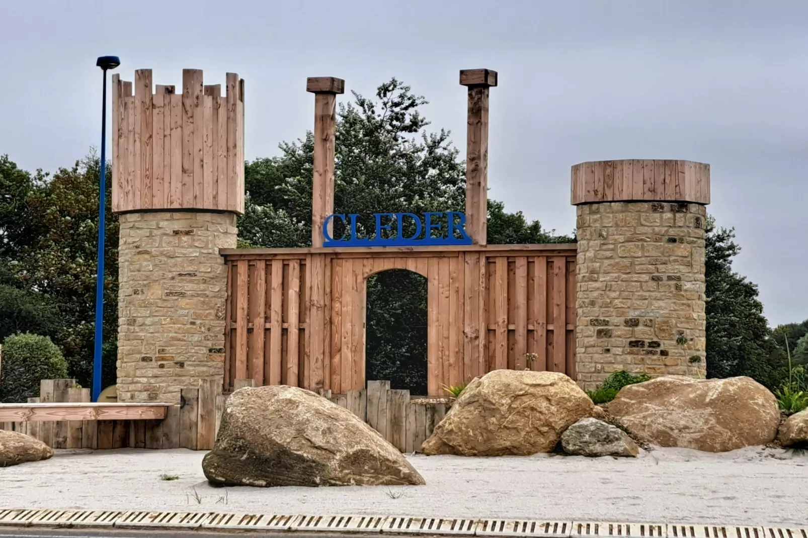 Ferienhaus in unmittelbarer Strandnähe Cléder-Gebieden zomer 5km