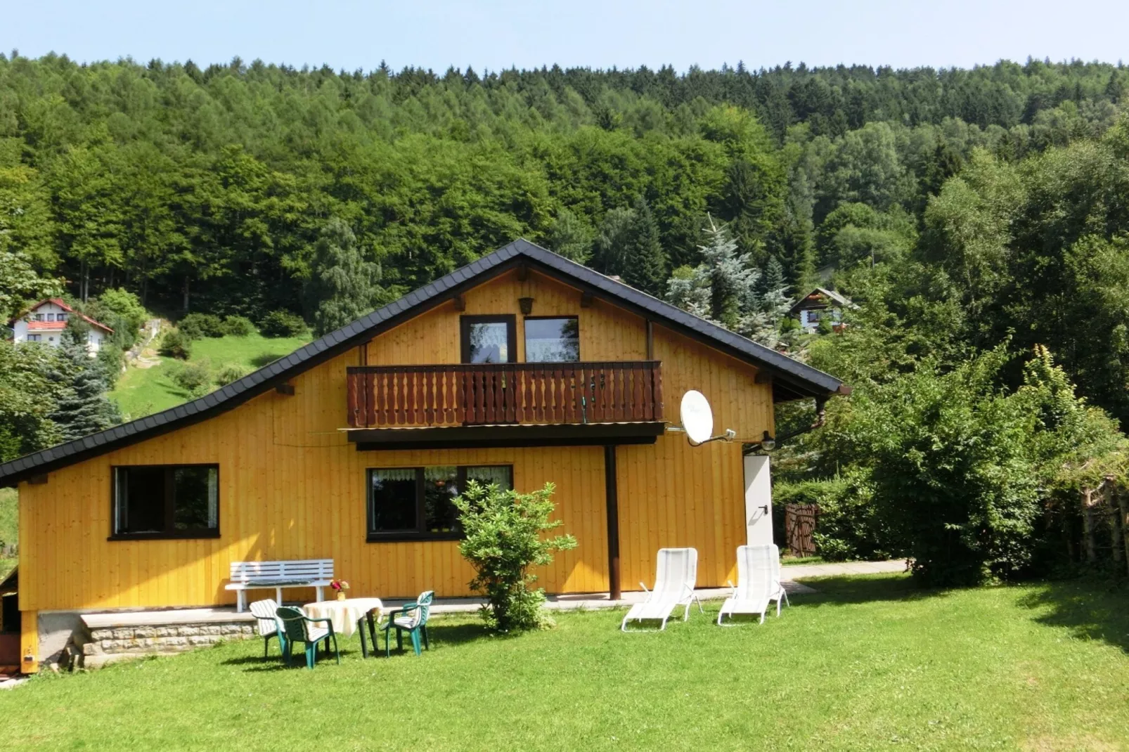 Steinbach-Hallenberg-Buitenkant zomer