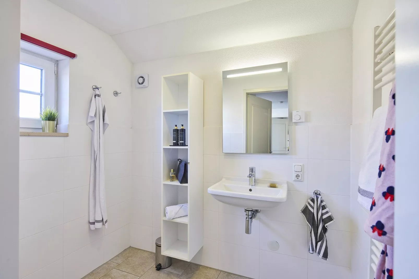 Buitenhof De Leistert 8-Badkamer