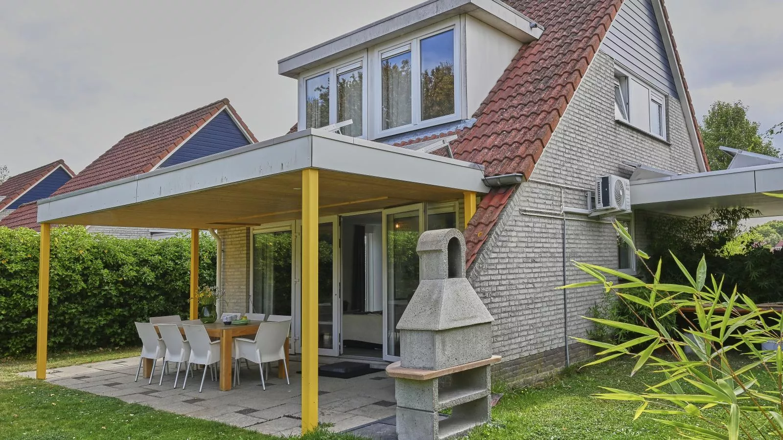 Villa Christina-Buitenkant zomer