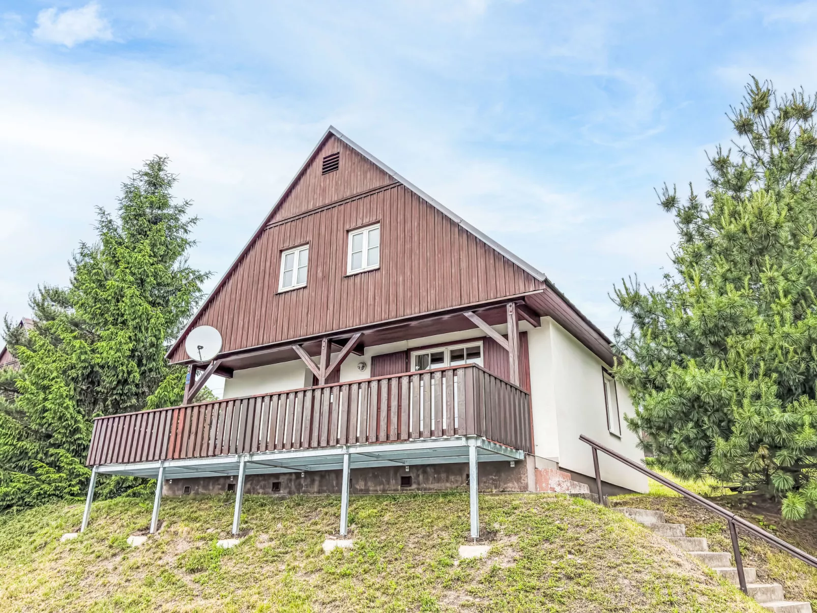 Holiday Hill 45-Buiten