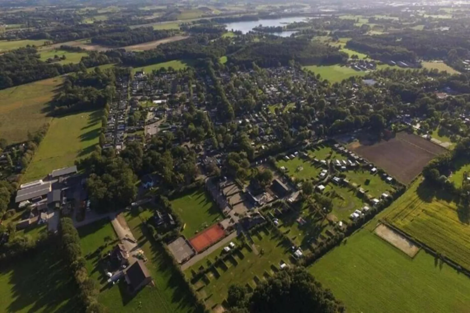 Dwergarend 17-17-Gebieden zomer 20km