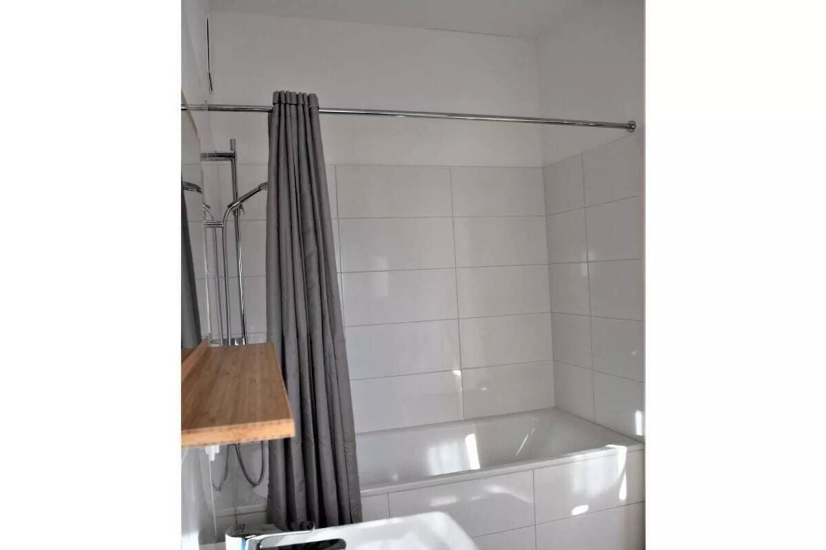 324084-Badkamer