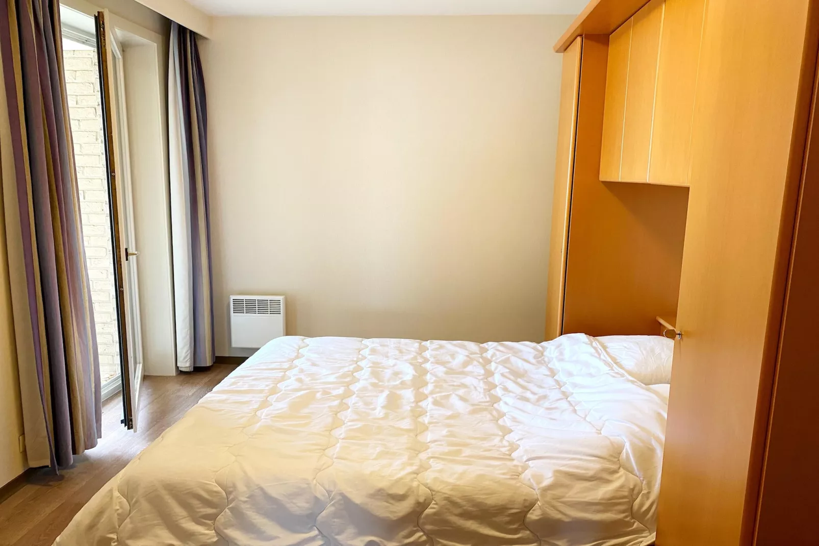CASINO AB A0803GAR-Slaapkamer