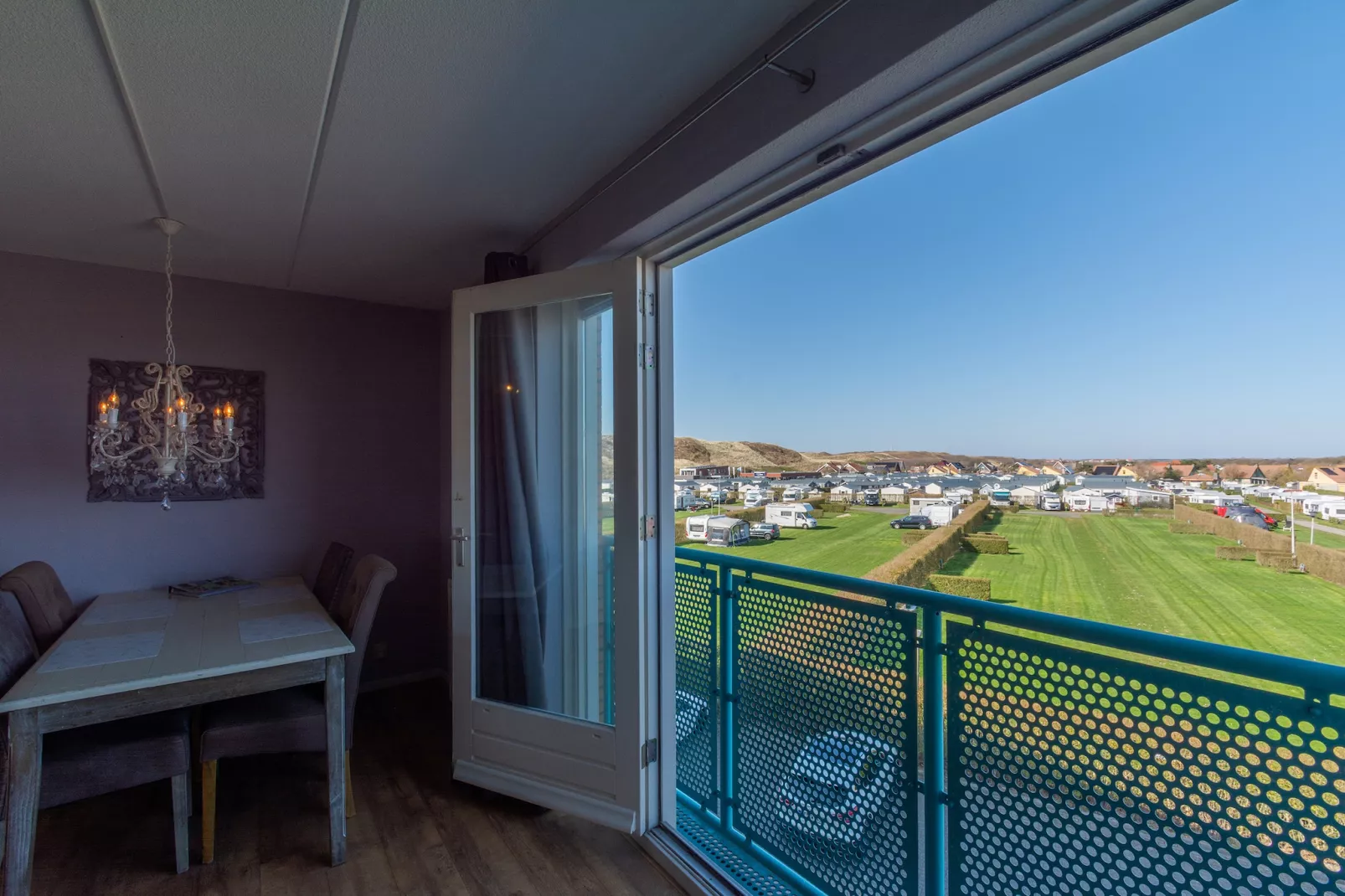 Strandslag 193-Eetkamer