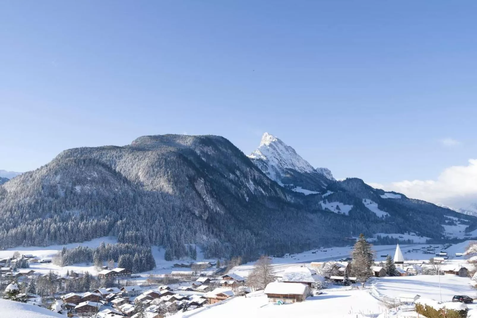 Cute Chalet with Breathtaking Views-Gebied winter 20km