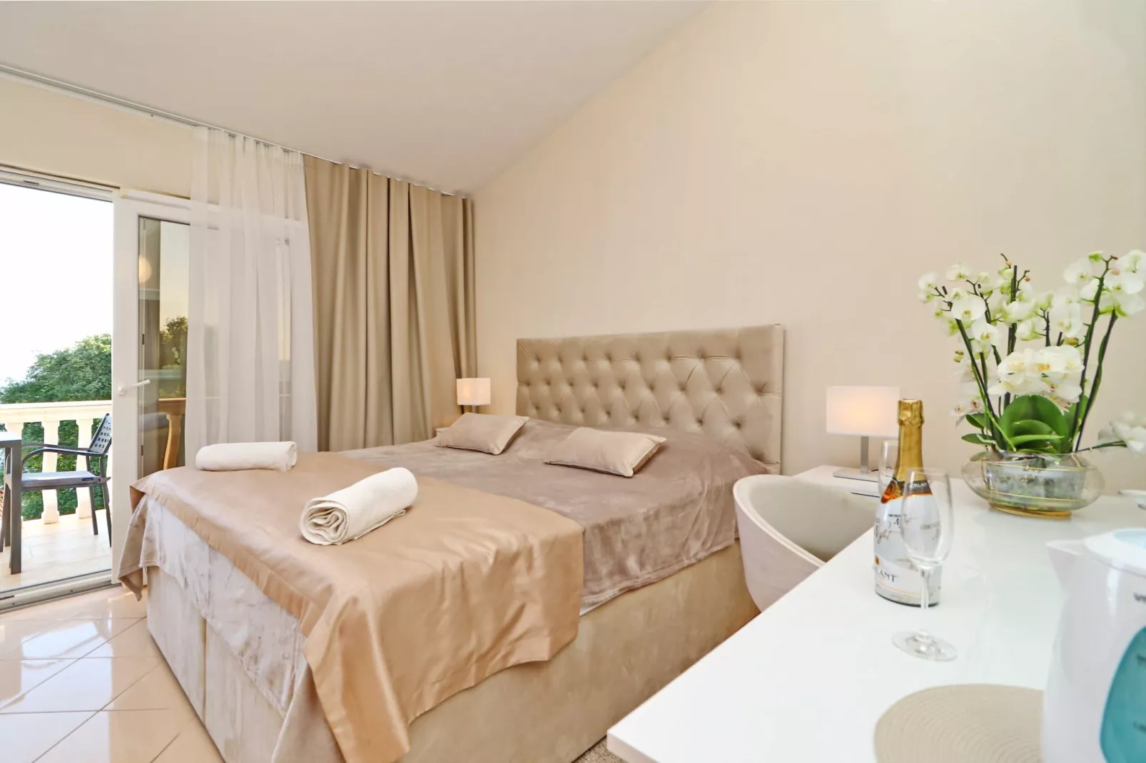 Hotel Pansion Villa Antonio - Two Bedroom Suite with Balcony and Sea View 25seaview - Slaapkamer