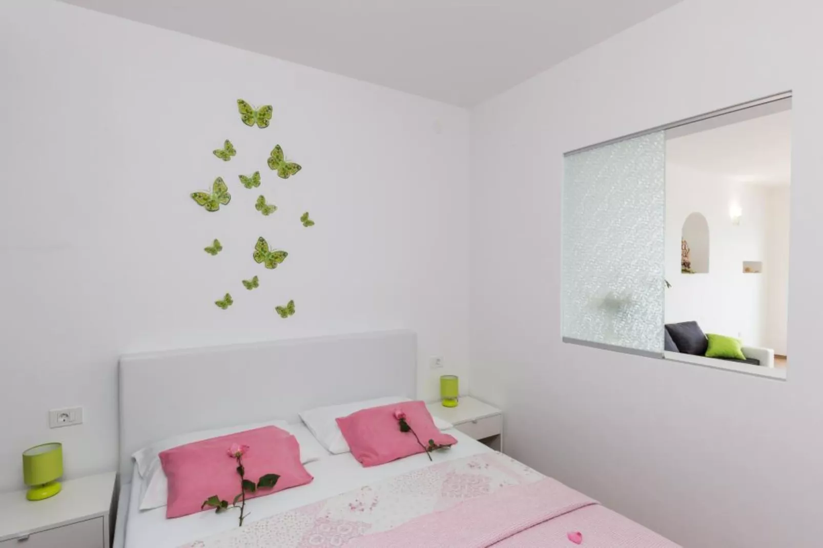 Apartment Manuela - One-Bedroom Apartment with Balcony and Sea View-Slaapkamer