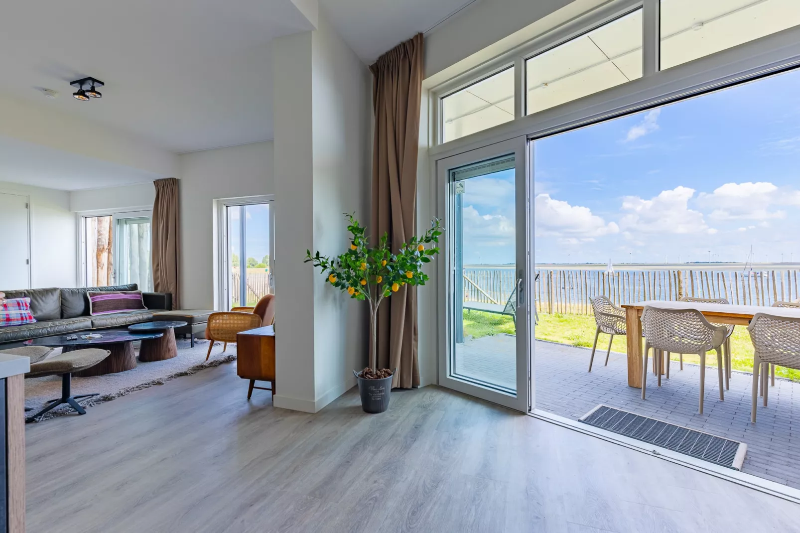 Luxe appartement Vista Maris 'Laguna Beach House' - Havenweg 8-32  Sint-Annaland Oosterschelde-Niet-getagd