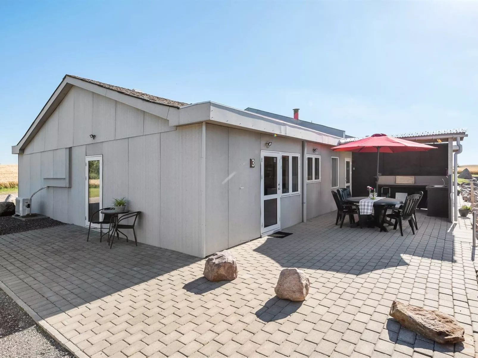 "Haralde" - 2.5km from the sea