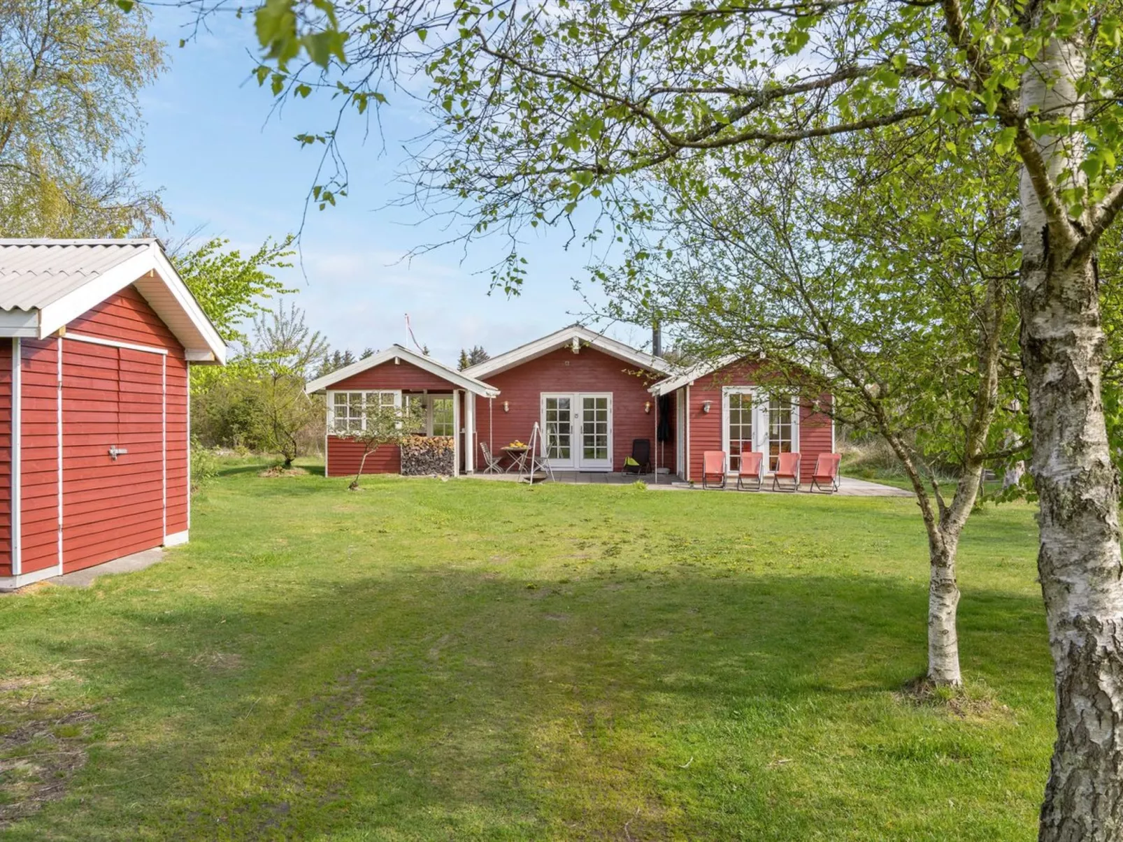 "Ansberga" - 1km from the sea