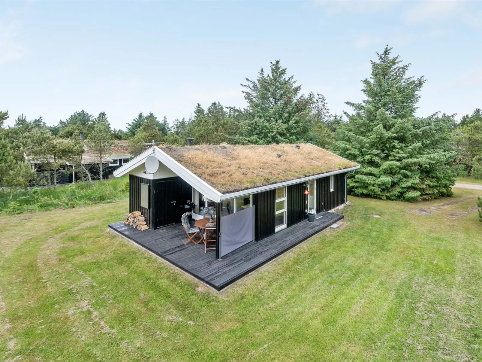 "Svantepolk" - 1.1km from the sea