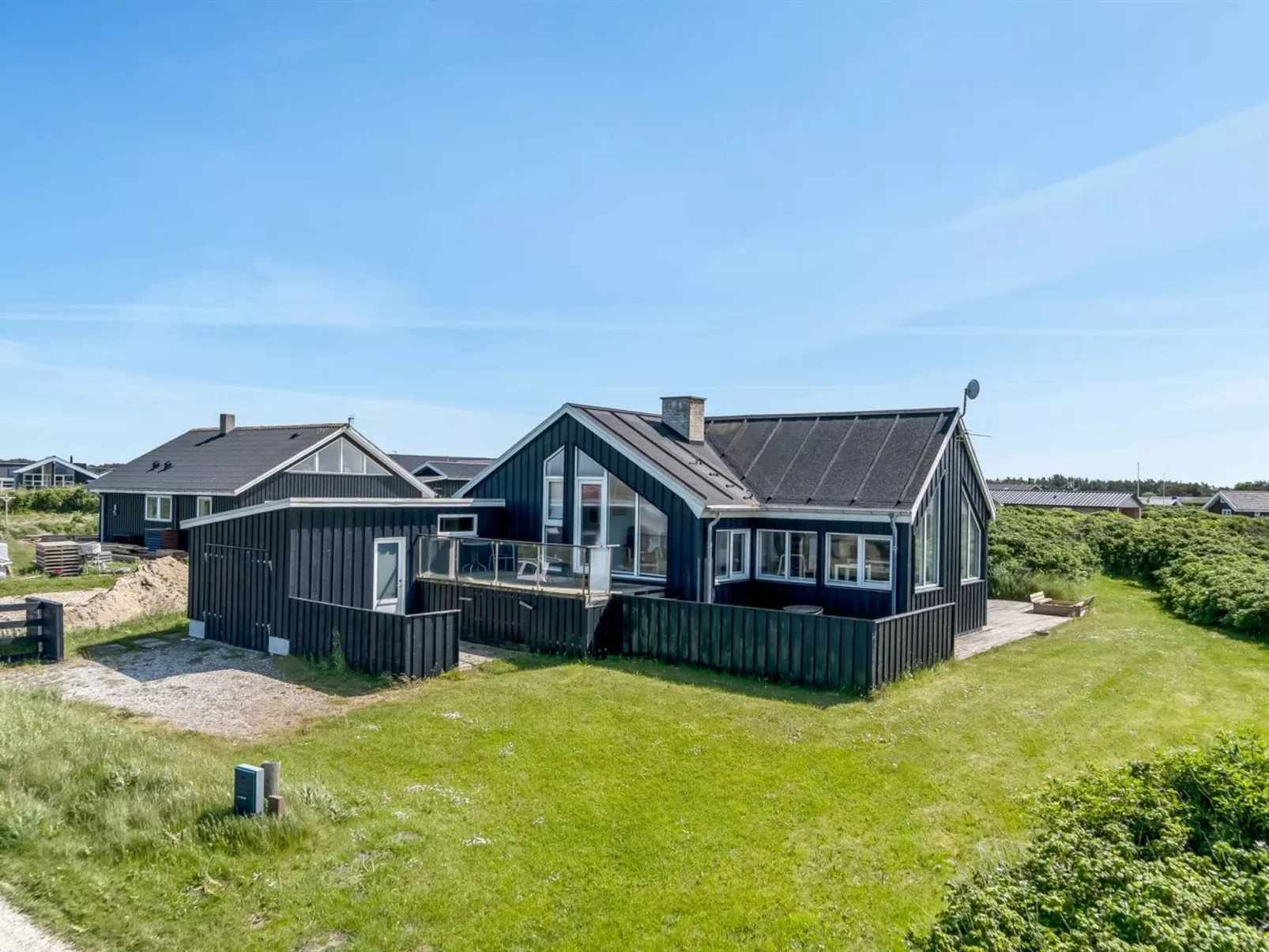 "Gynther" - 150m from the sea