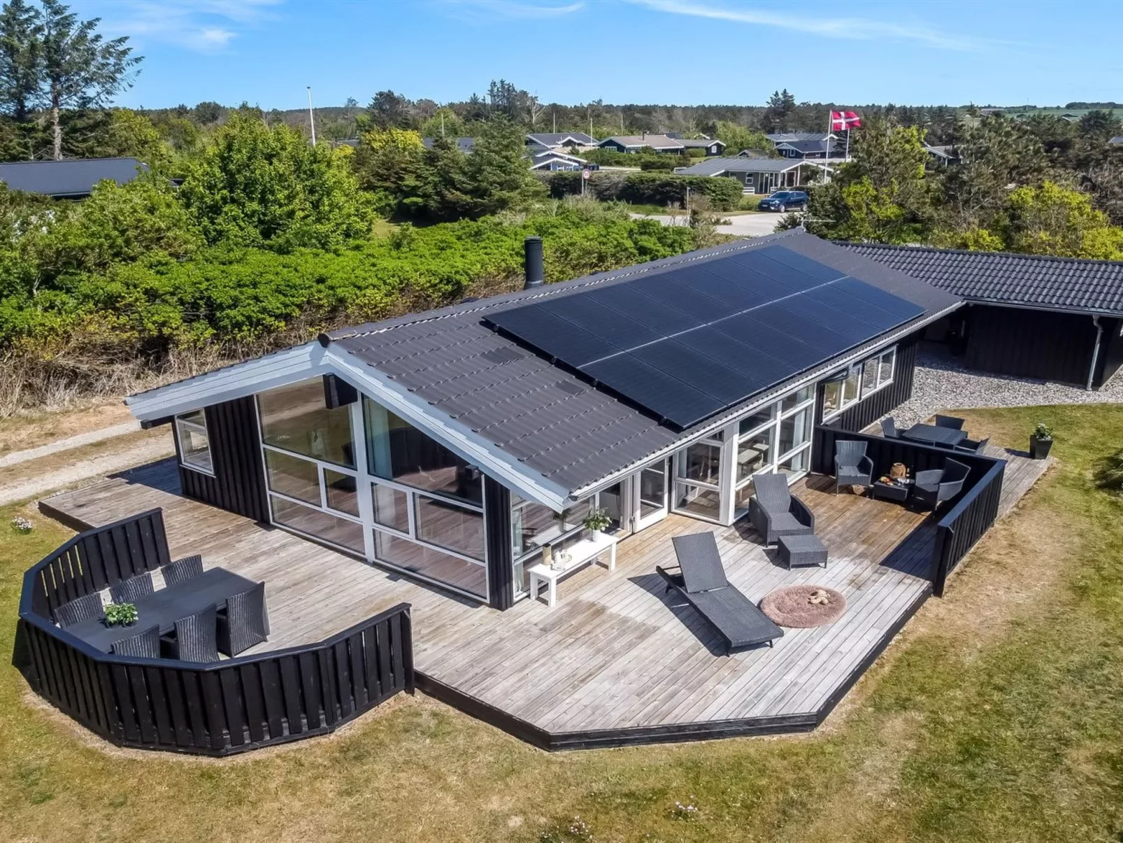 "Elvan" - 450m from the sea