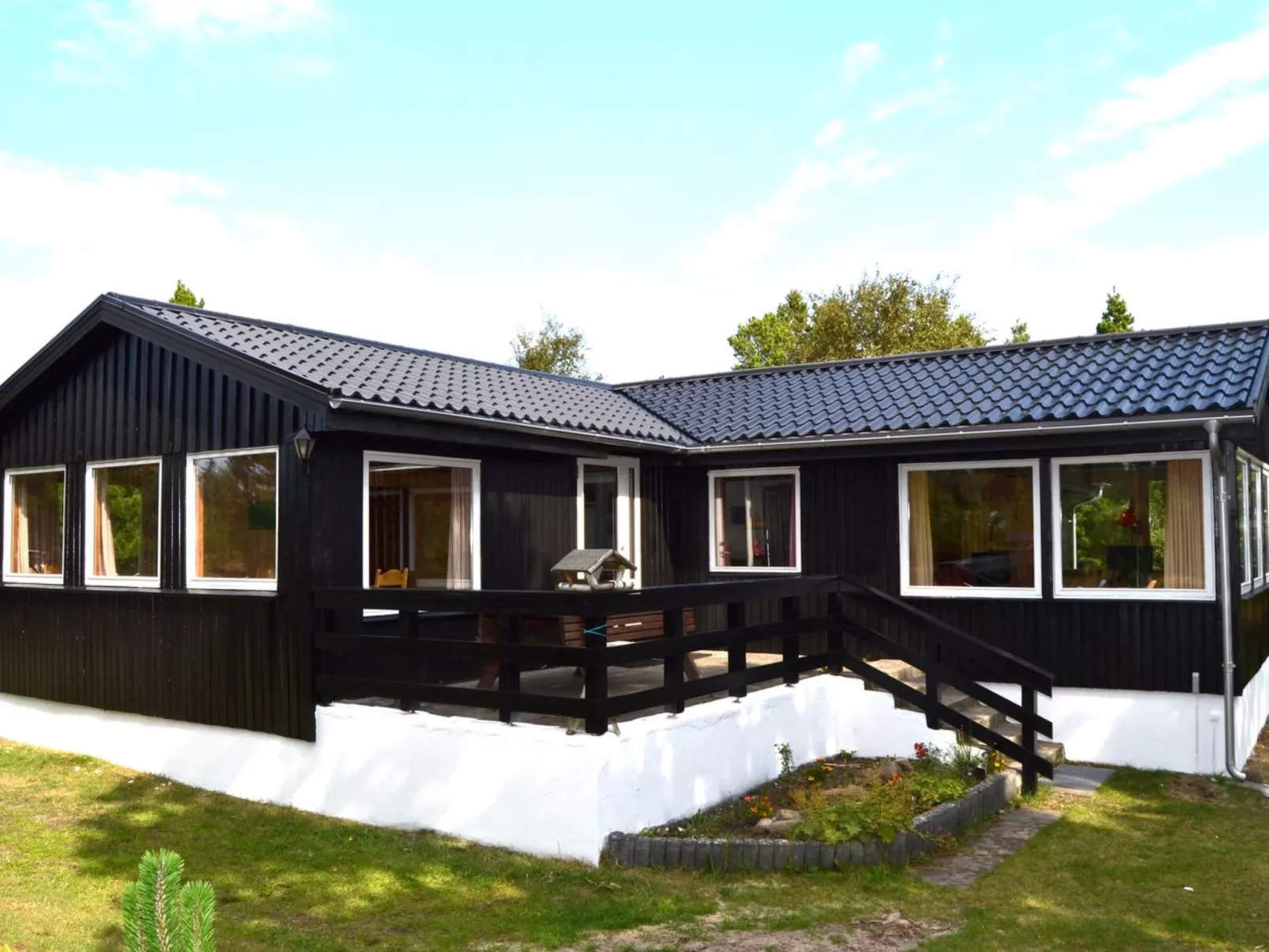 "Christian" - 3.5km from the sea