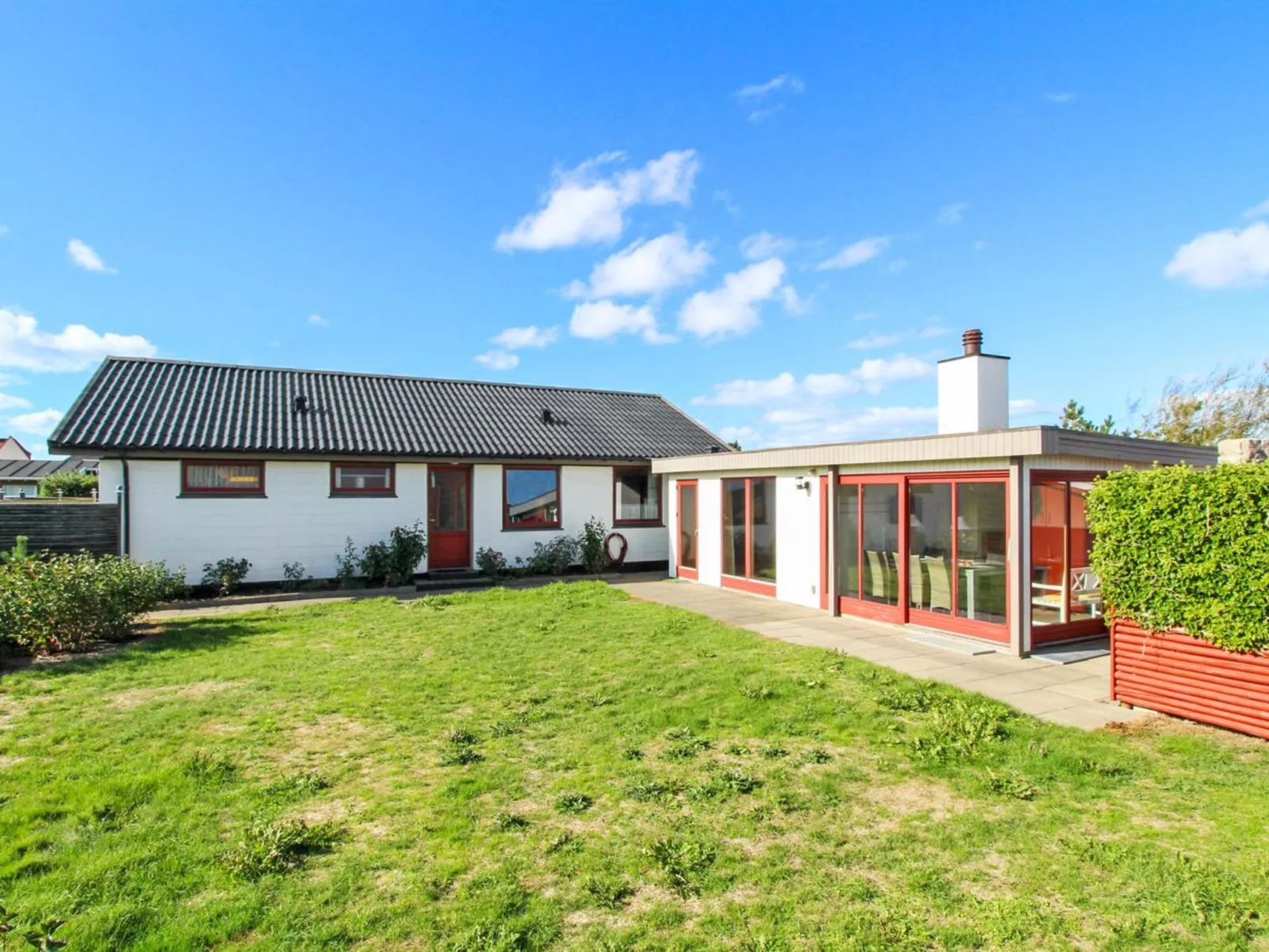 "Ehmi" - 500m from the sea