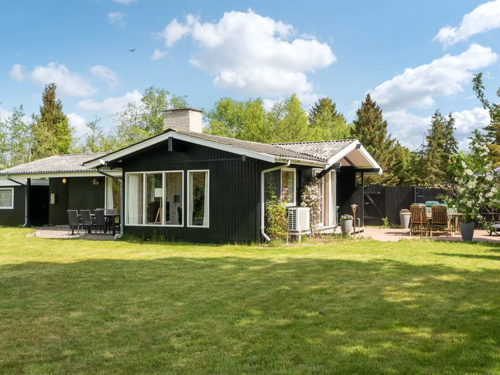 "Morle" - 600m from the sea