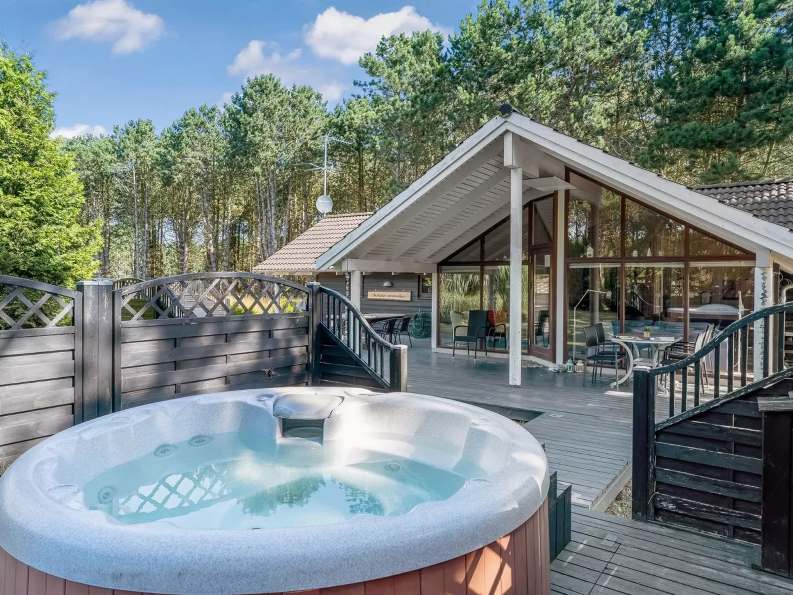 "Matine" - 800m from the sea