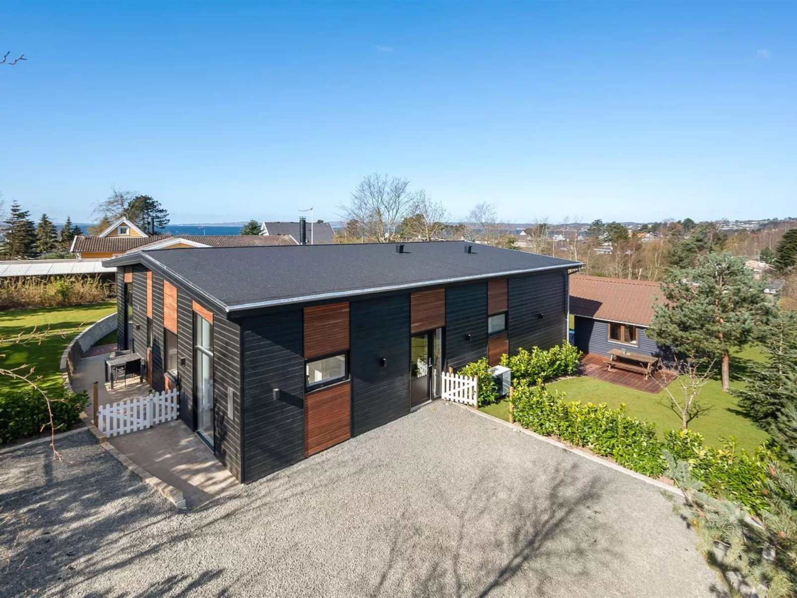 "Ylvi" - 250m from the sea